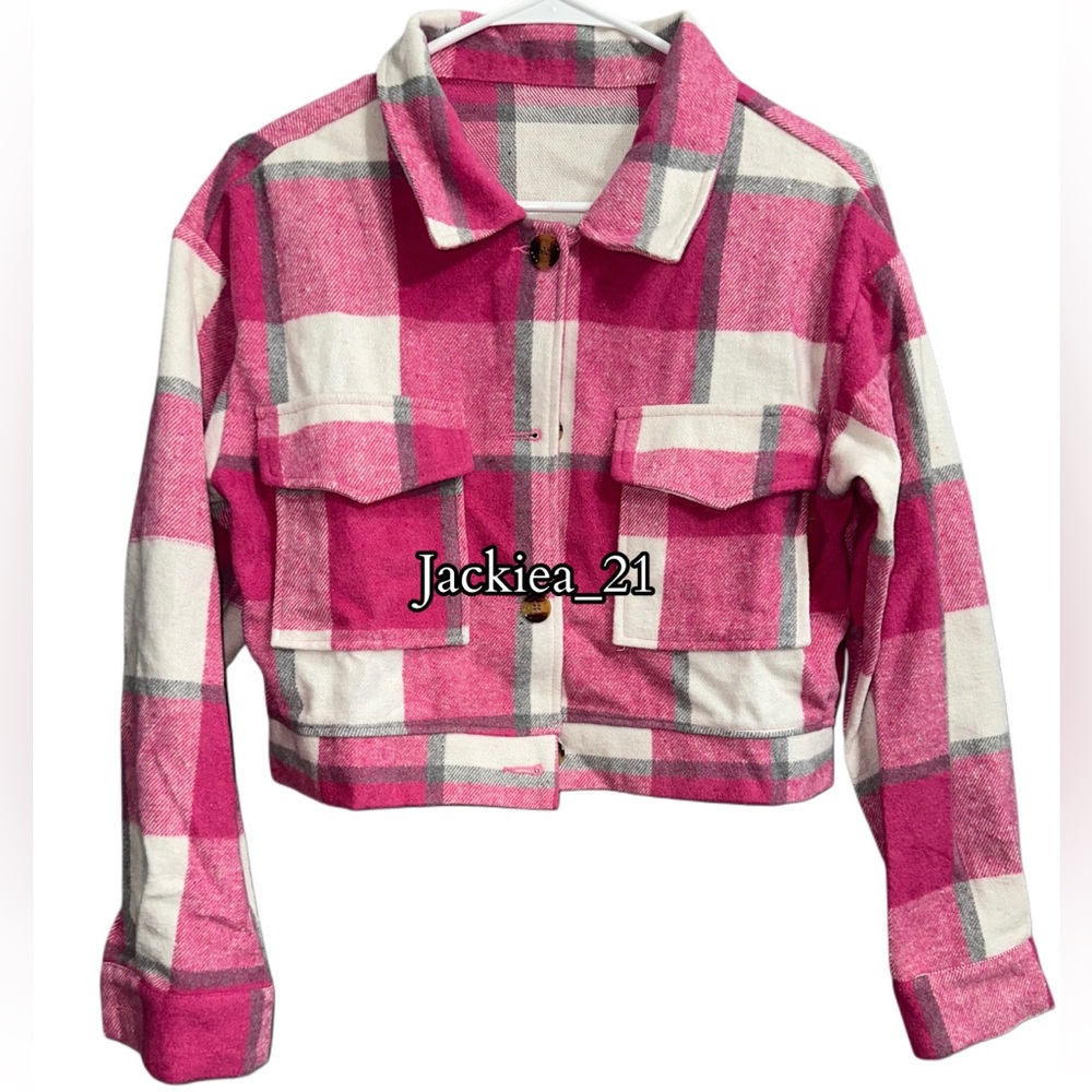 💙❤️ Pink and White Plaid Coat